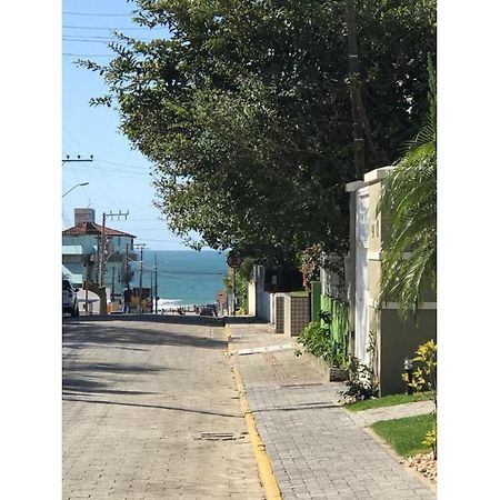 Garden Ville - Confortavel Apartamento Na Praia De Bombas Com Otima Localizacao Bombinhas Exterior foto