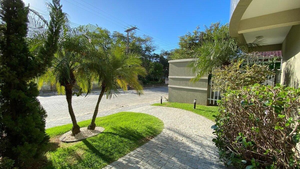 Garden Ville - Confortavel Apartamento Na Praia De Bombas Com Otima Localizacao Bombinhas Exterior foto